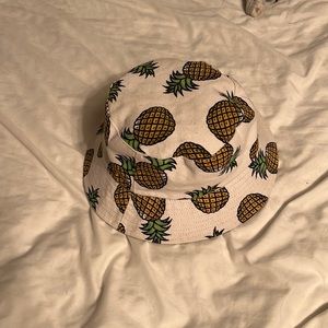 Kids bucket hat